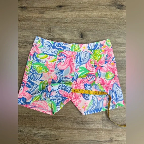 Lilly Pulitzer Women's Ariana Stretch Shorts "Multi Havana Cocktail-Size 8 - Picture 6 of 10